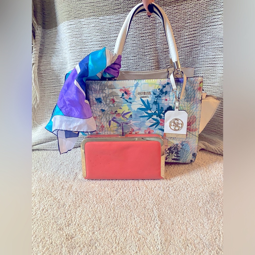 GUESS and Street Level 4 Piece Set